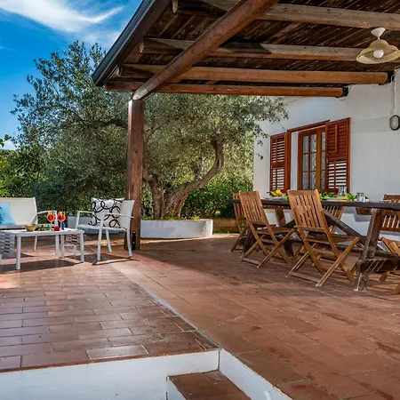 Villa A Scopello, A Due Passi Da Cala Bianca